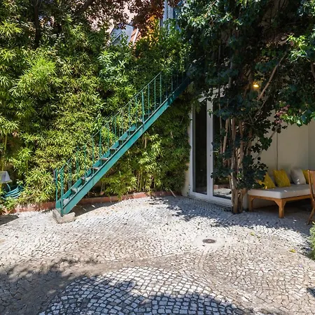 Garden Mansion In Historic Center By Lovelystay Ferienhaus *