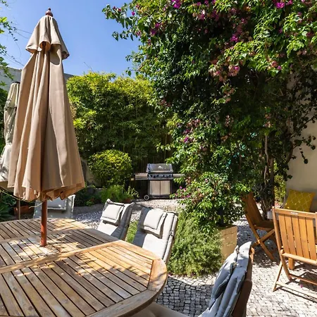 Garden Mansion In Historic Center By Lovelystay Lissabon