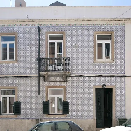 Сasa de vacaciones Garden Mansion In Historic Center By Lovelystay