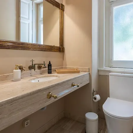 Garden Mansion In Historic Center By Lovelystay Lisboa