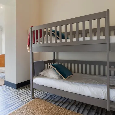 Дом отдыха Garden Mansion In Historic Center By Lovelystay