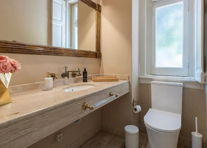 Garden Mansion In Historic Center By Lovelystay Lisboa