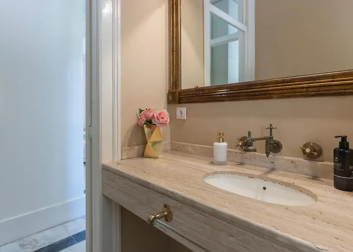 Garden Mansion In Historic Center By Lovelystay بيت للعطل Lisboa